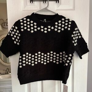 Short Sleeved Sweater Top